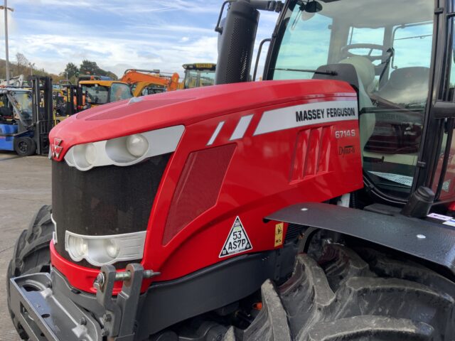 Massey Ferguson 6714S Dyna6 Tractor (ST24943)