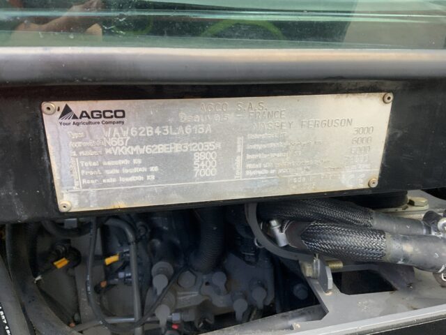 Massey Ferguson 6714S Dyna6 Tractor (ST24943)