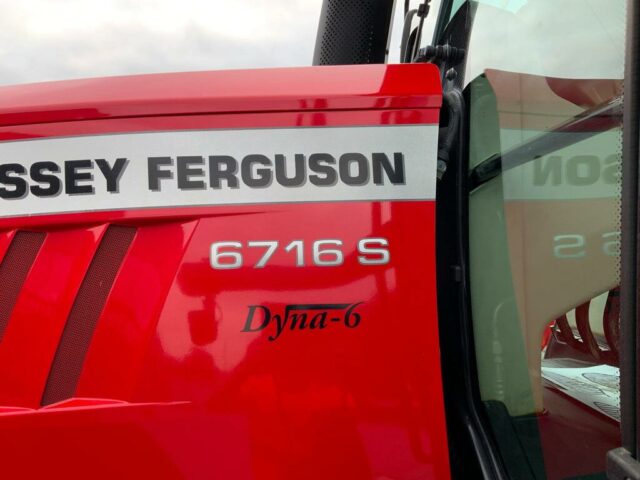 Massey Ferguson 6716s Dyna 6 Tractor (ST24184)