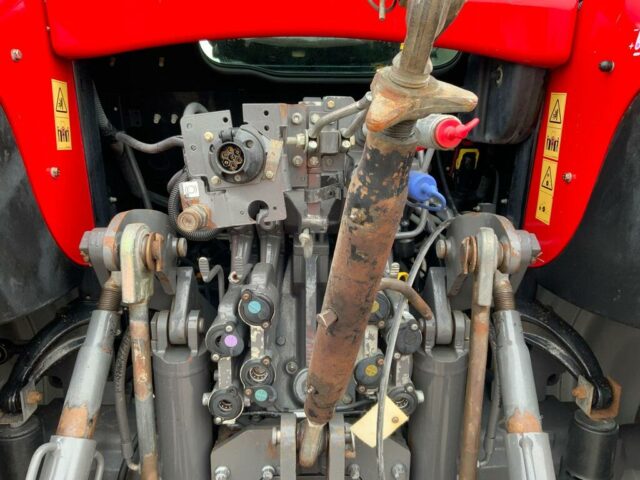 Massey Ferguson 6716s Dyna 6 Tractor (ST24184)