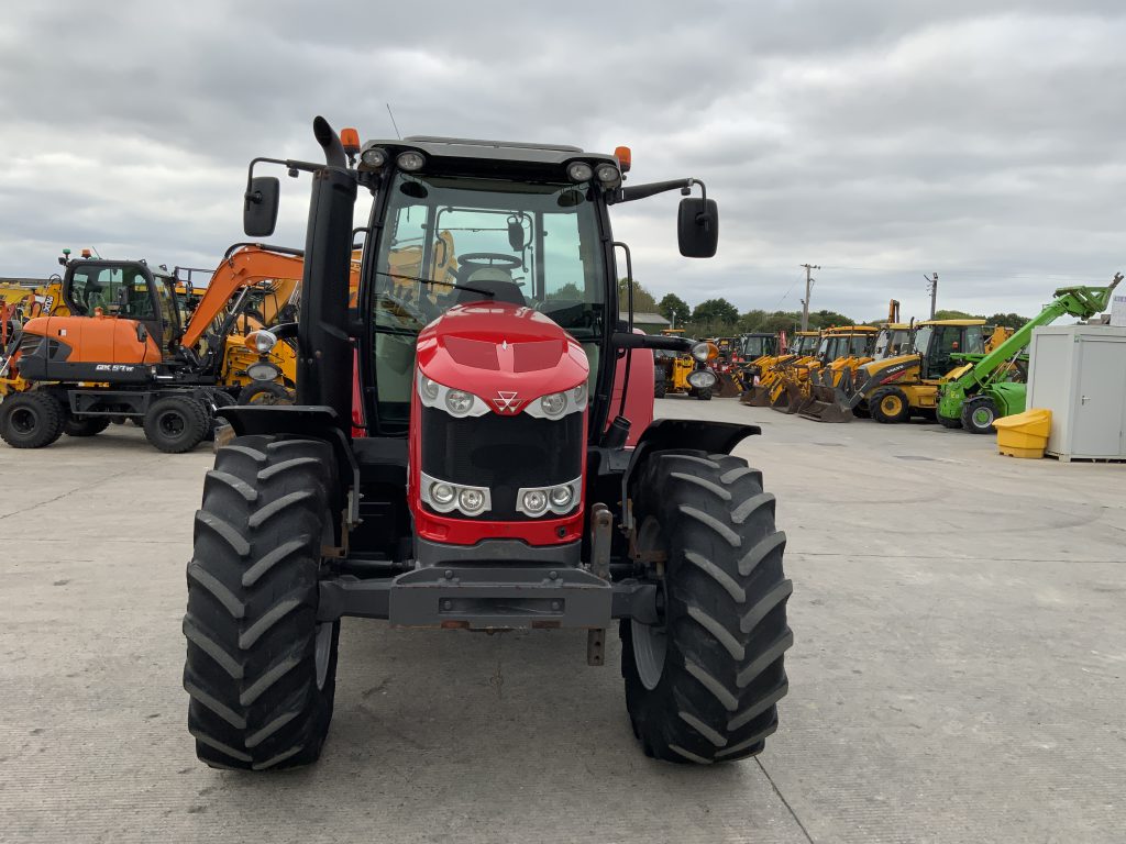 Massey Ferguson 6716s Dyna 6 Tractor (ST24184)