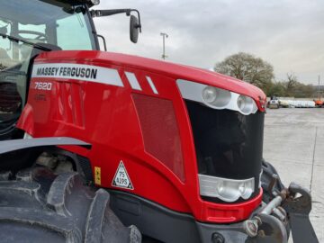 Massey Ferguson 7620 DYNA-6 Tractor (ST24944)