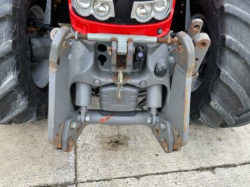 Massey Ferguson 7620 DYNA-6 Tractor (ST24944)