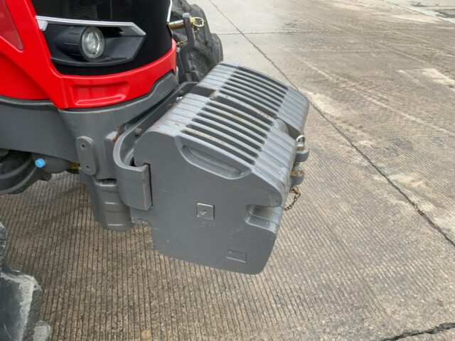 Massey Ferguson 7718 DYNA-6 Tractor (ST25011)