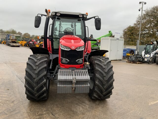 Massey Ferguson 7718 DYNA-6 Tractor (ST25011)