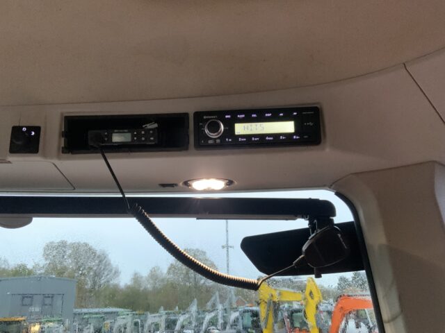 Massey Ferguson 8S.265 Dyna7 Tractor (ST25086)