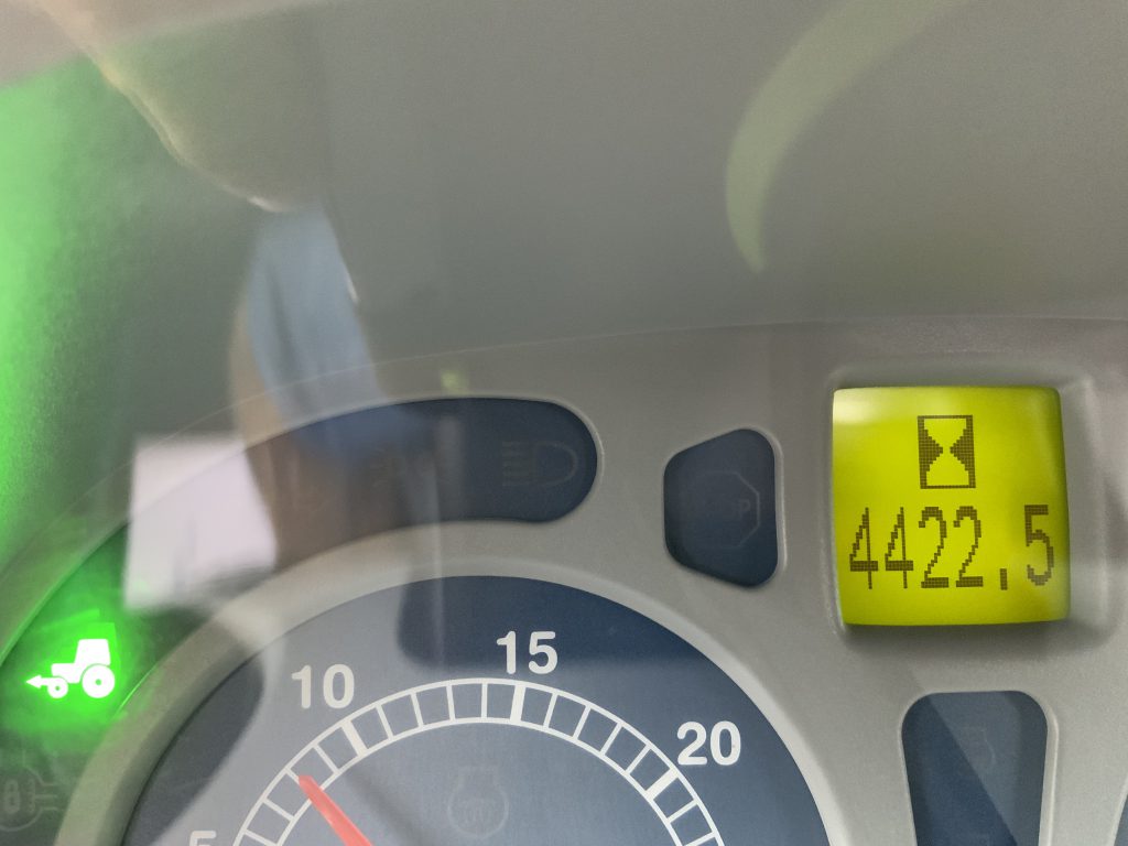 New Holland T7.225 Blue Power Tractor (ST25102)