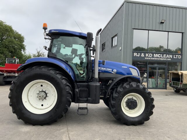 New Holland T7.270 Blue Power Tractor (ST23715)