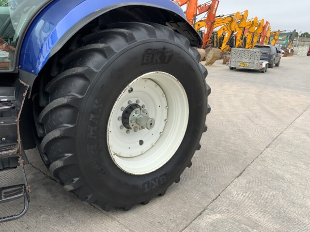 New Holland T7.270 Blue Power Tractor (ST23715)