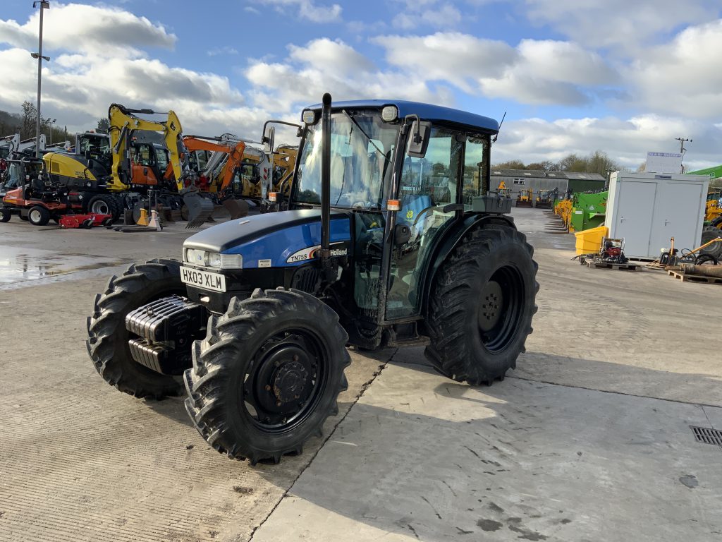 New Holland TN75s Super Steer Tractor (ST24490)