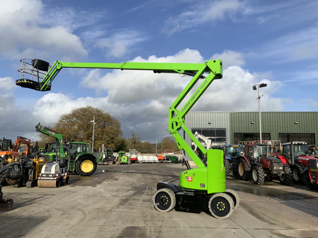 Nifty HR15N Hybrid Telescopic Platform (ST25089)