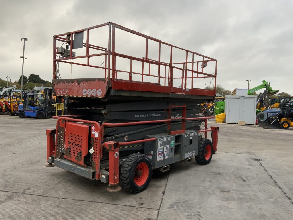Sky Jack SJ9250 Scissor Lift (ST25090)