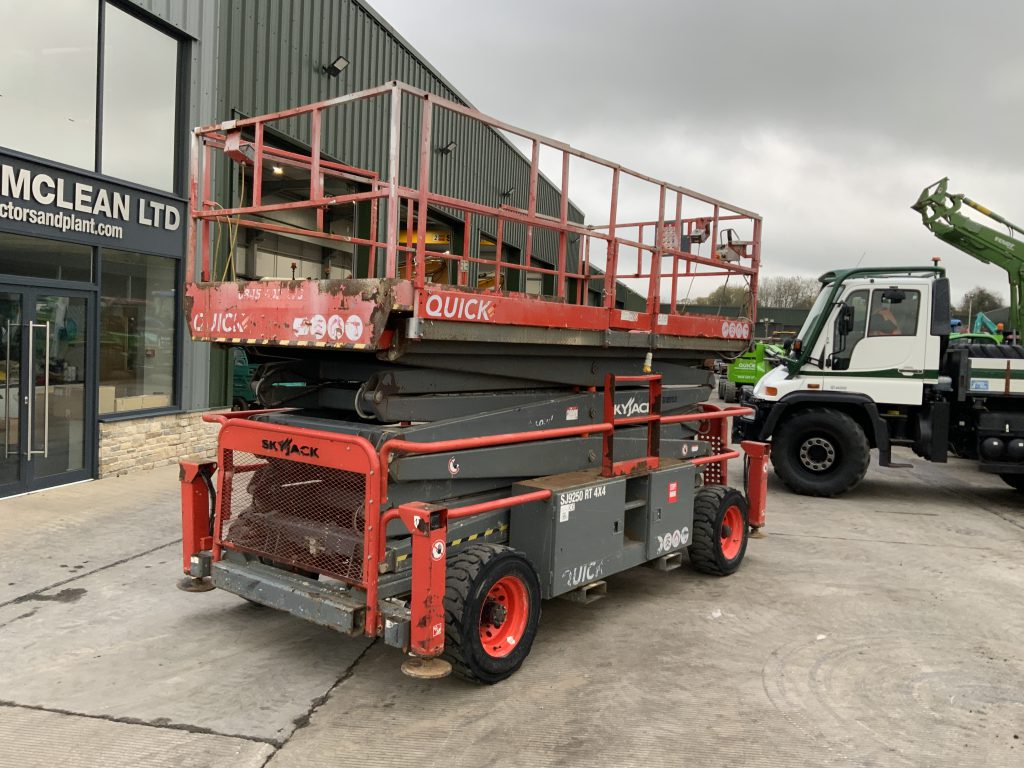 Sky Jack SJ9250 Scissor Lift (ST25090)