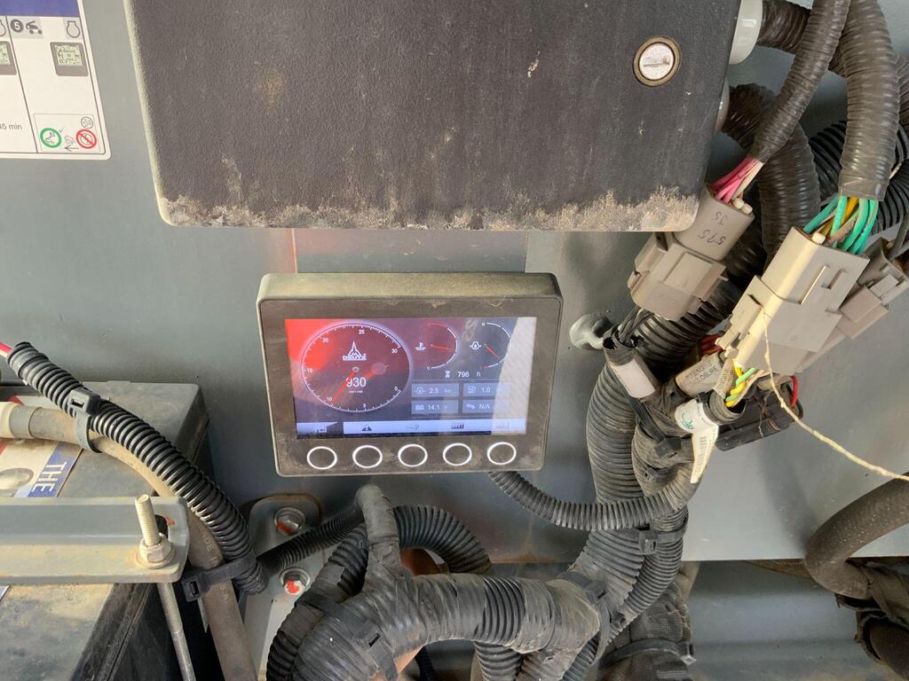 Skyjack SJ85AJ Telescopic Boom Lift (ST24683)