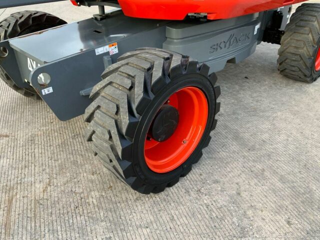 Skyjack SJ85AJ Telescopic Boom Lift (ST24683)