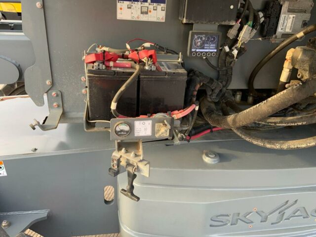 Skyjack SJ85AJ Telescopic Boom Lift (ST24683)