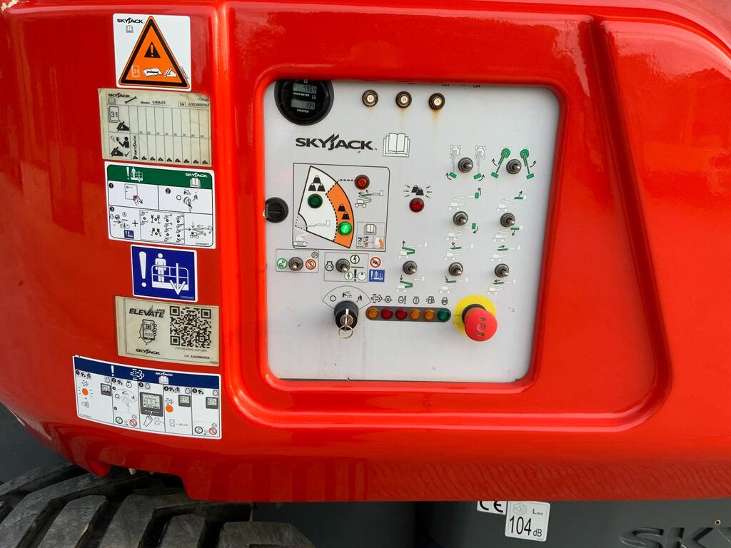 Skyjack SJ85AJ Telescopic Boom Lift (ST24683)