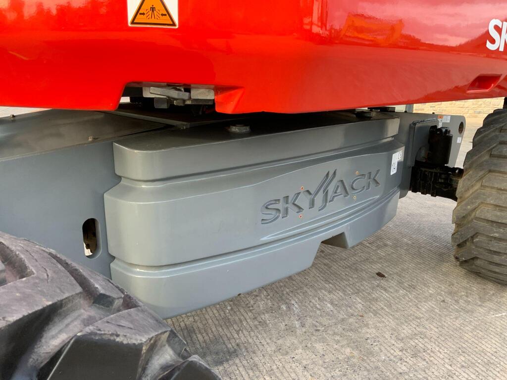 Skyjack SJ85AJ Telescopic Boom Lift (ST24683)