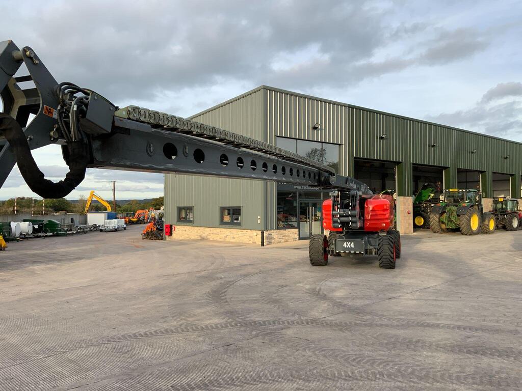 Skyjack SJ85AJ Telescopic Boom Lift (ST24683)