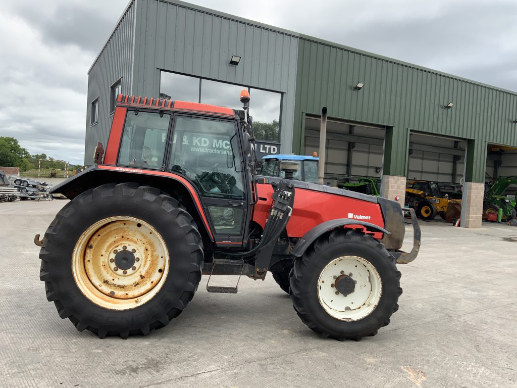 Valmet 8100 Twin Track Reverse Drive Tractor