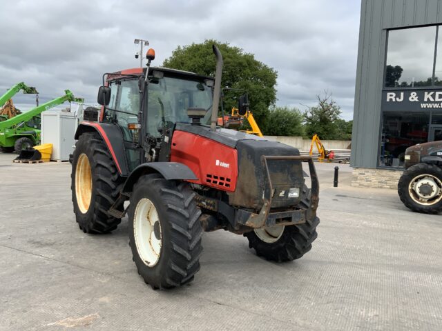 Valmet 8100 Twin Track Reverse Drive Tractor