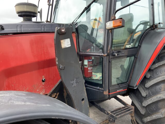 Valmet 8100 Twin Track Reverse Drive Tractor