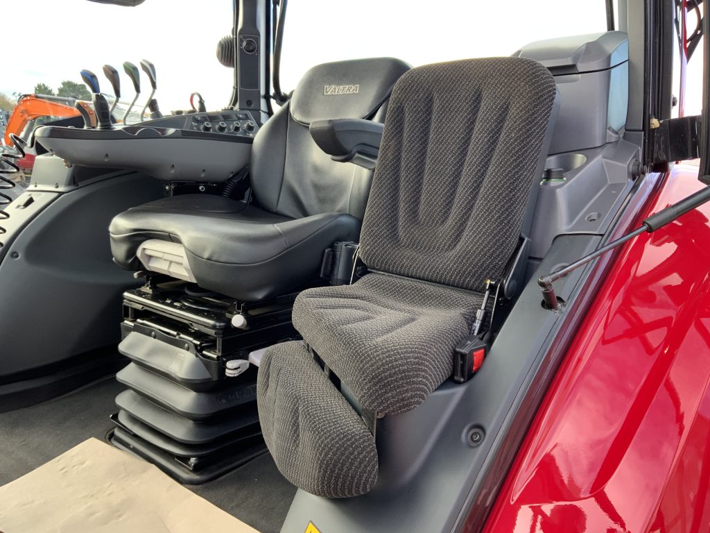 Valtra T195 ACTIVE Tractor (ST21562)