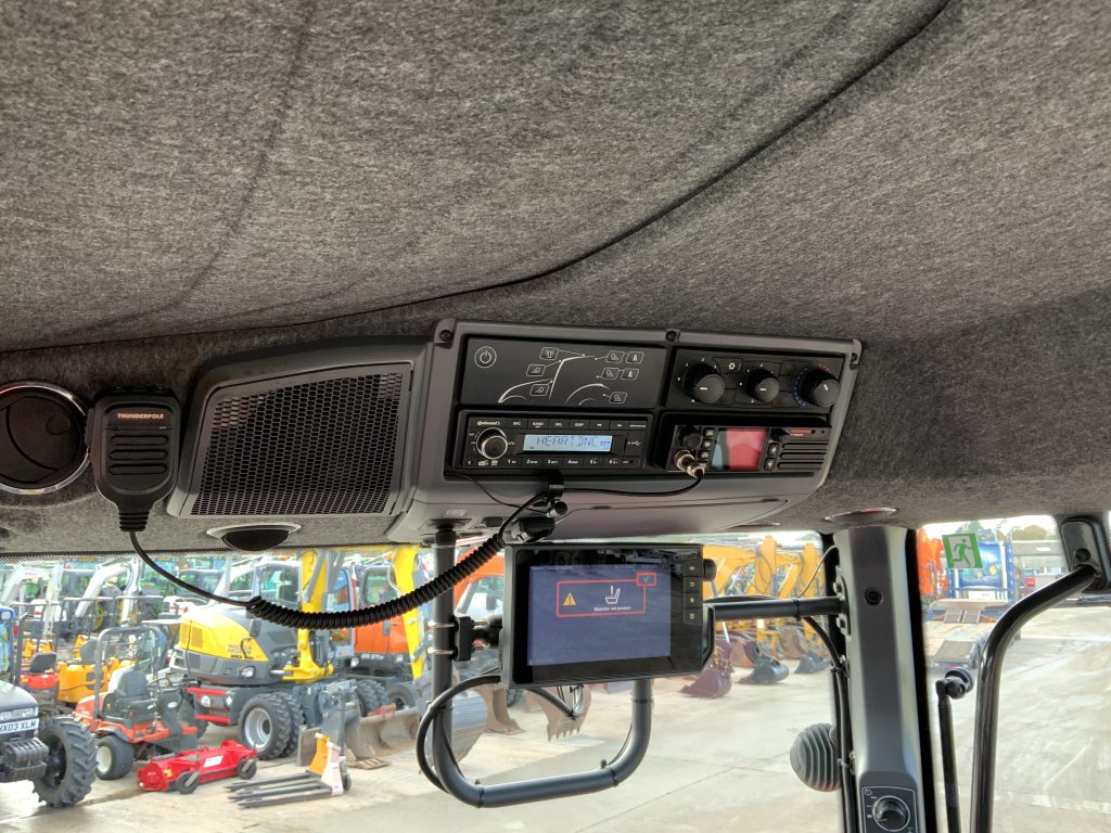 Valtra T195 ACTIVE Tractor (ST21562)