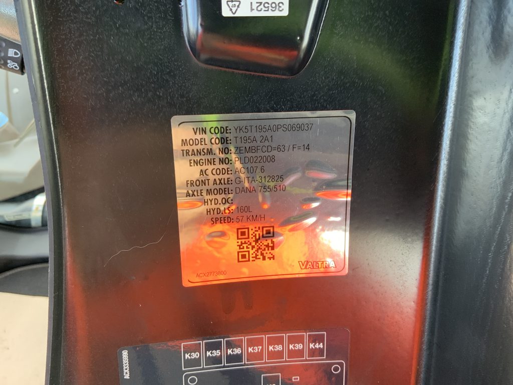 Valtra T195 ACTIVE Tractor (ST21562)