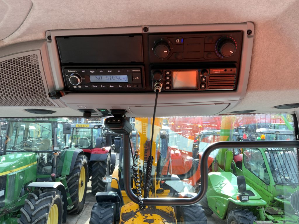 Valtra T195 Versu Unlimited Tractor (ST25161)