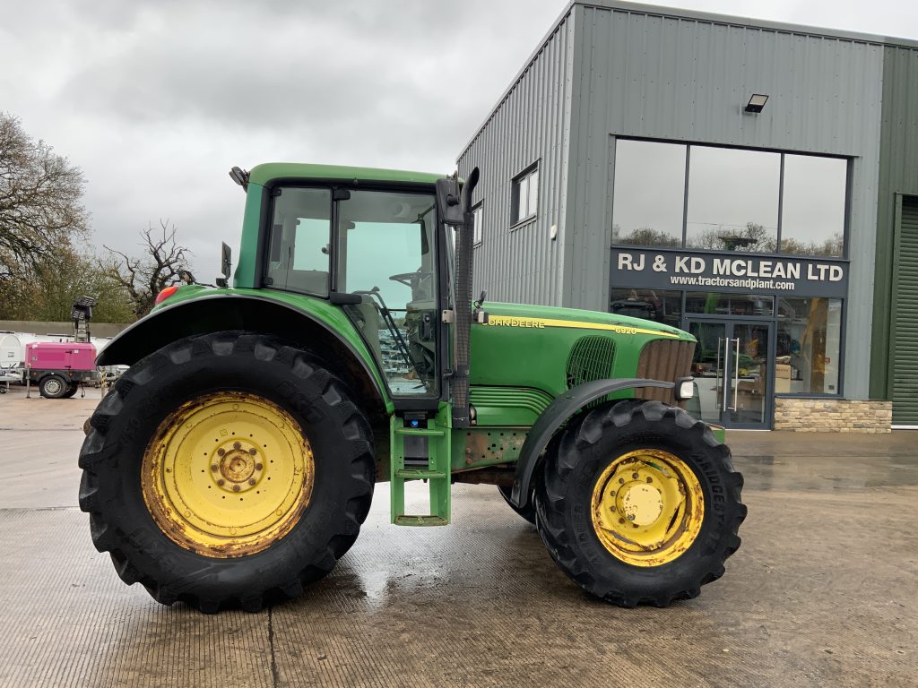 John Deere 6920 Tractor (ST25114)