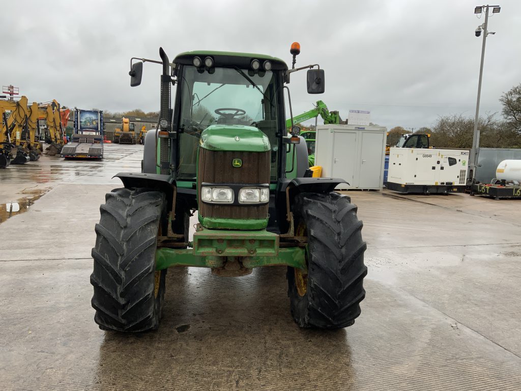 John Deere 6920 Tractor (ST25114)