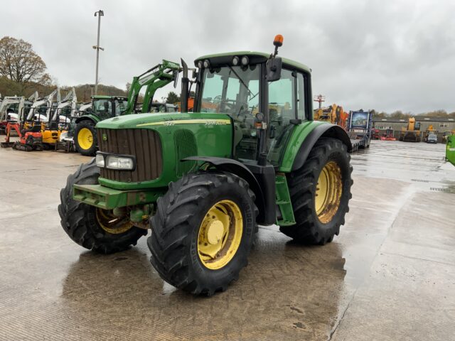 John Deere 6920 Tractor (ST25114)