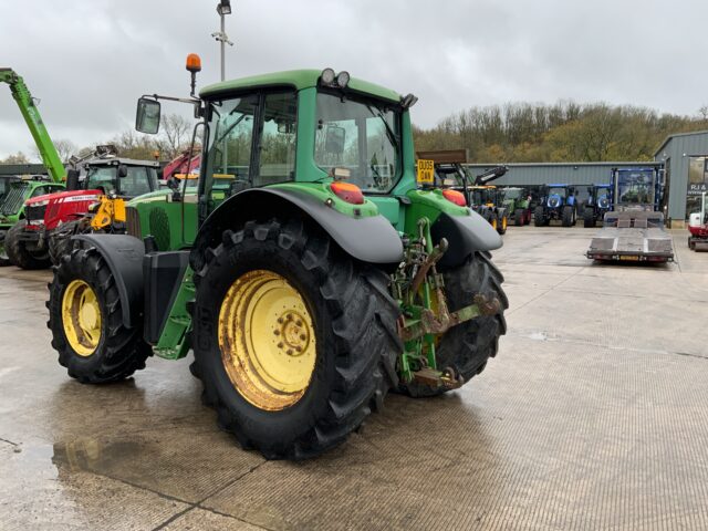 John Deere 6920 Tractor (ST25114)