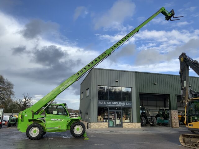 Merlo P40.17 Telehandler (ST25027)