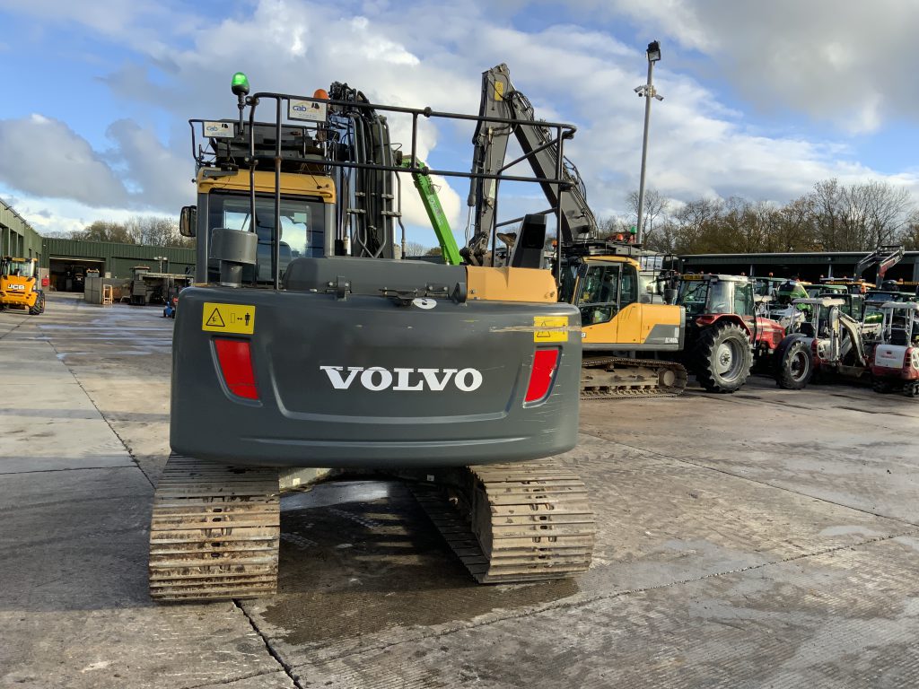Volvo EC140 DL Digger (ST25193)
