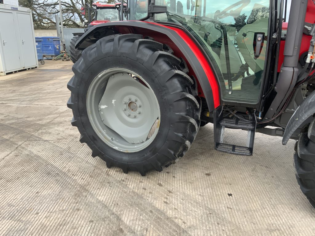 Massey Ferguson 4707 Tractor (ST25398)
