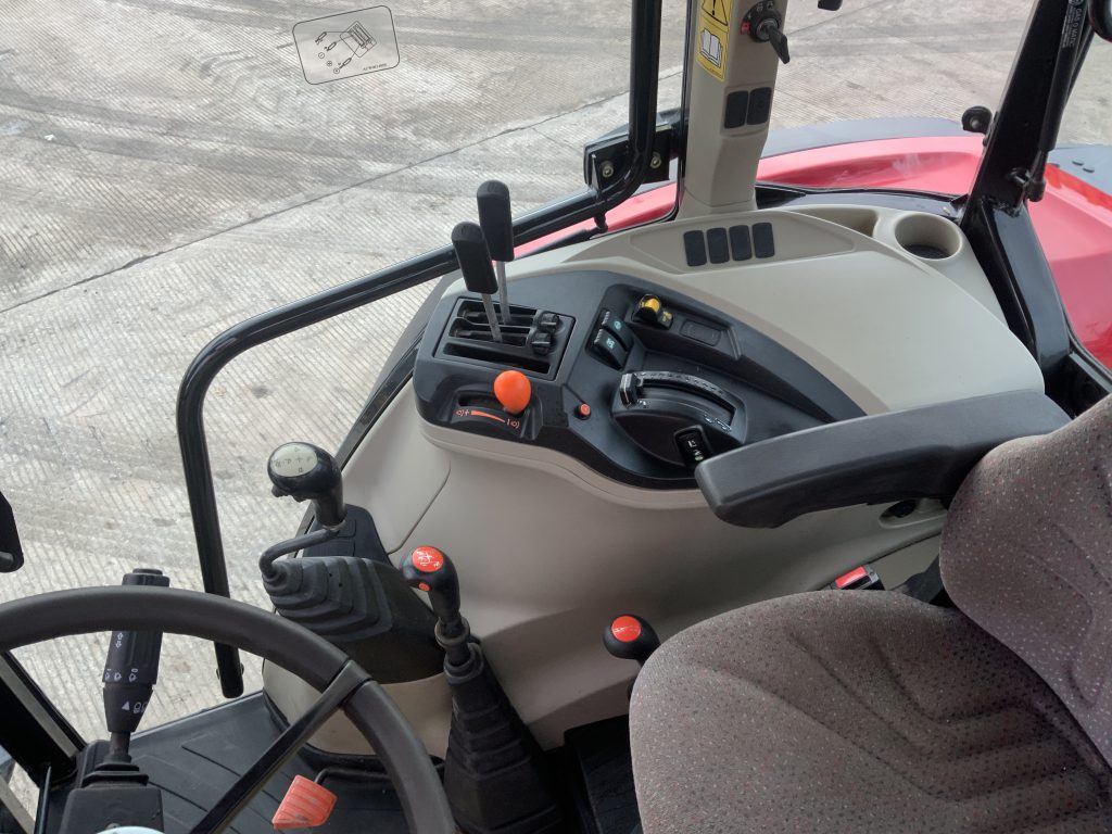 Massey Ferguson 4707 Tractor (ST25398)