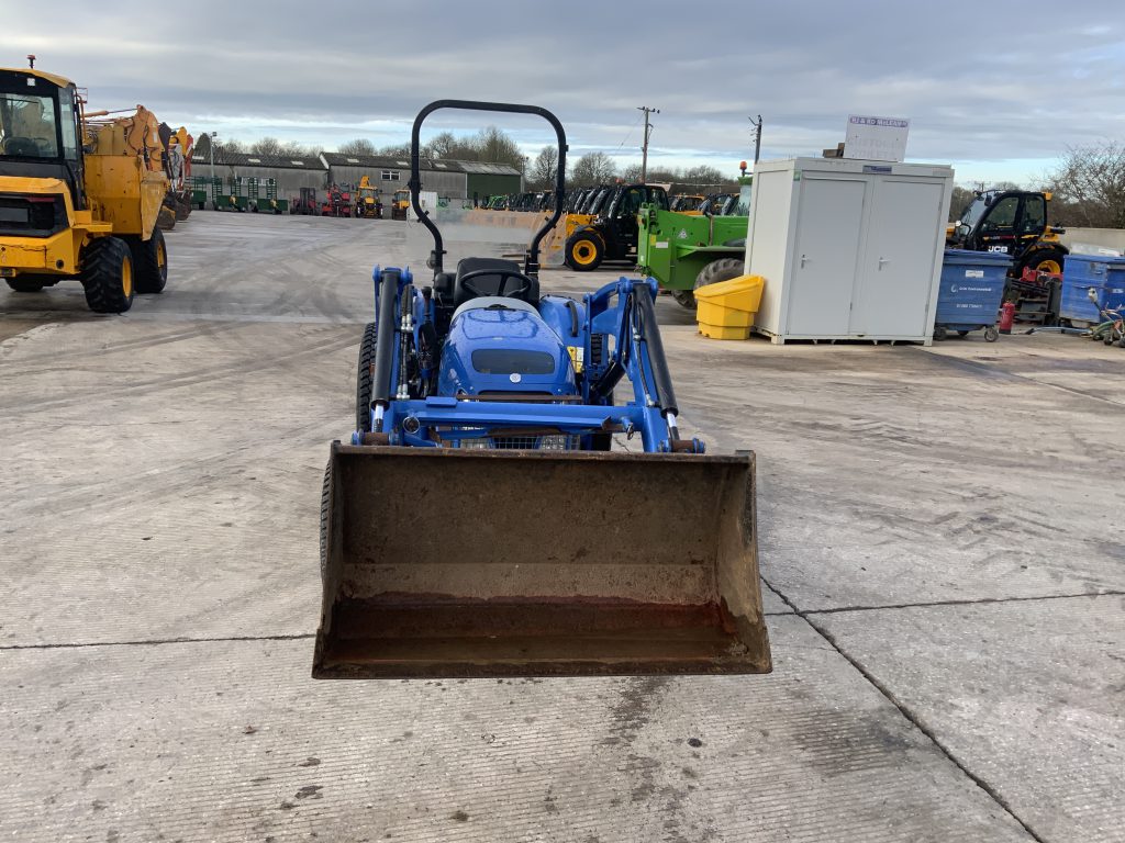 New Holland Boomer 50 Tractor (ST25416)