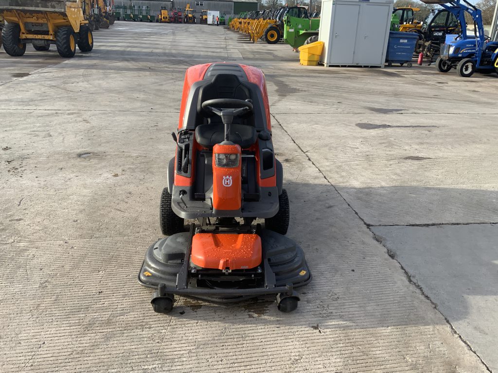 Husqvarna RC 320TS AWD Out front Mower (ST25424)
