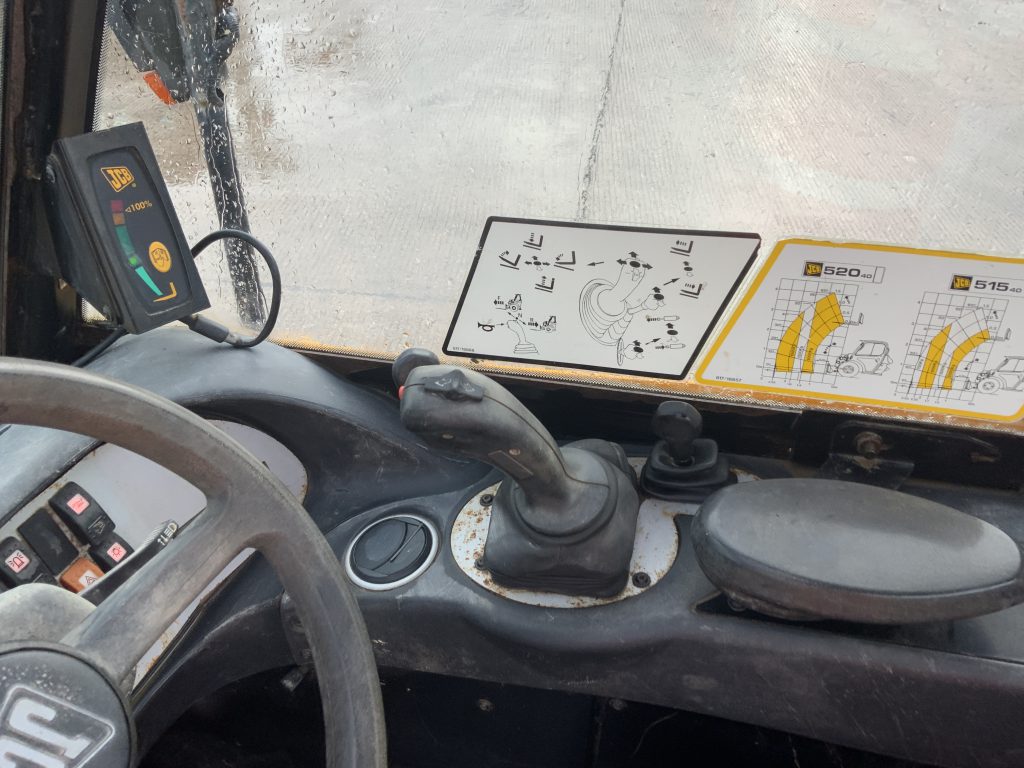 JCB 520-40 Telehandler (ST25356)