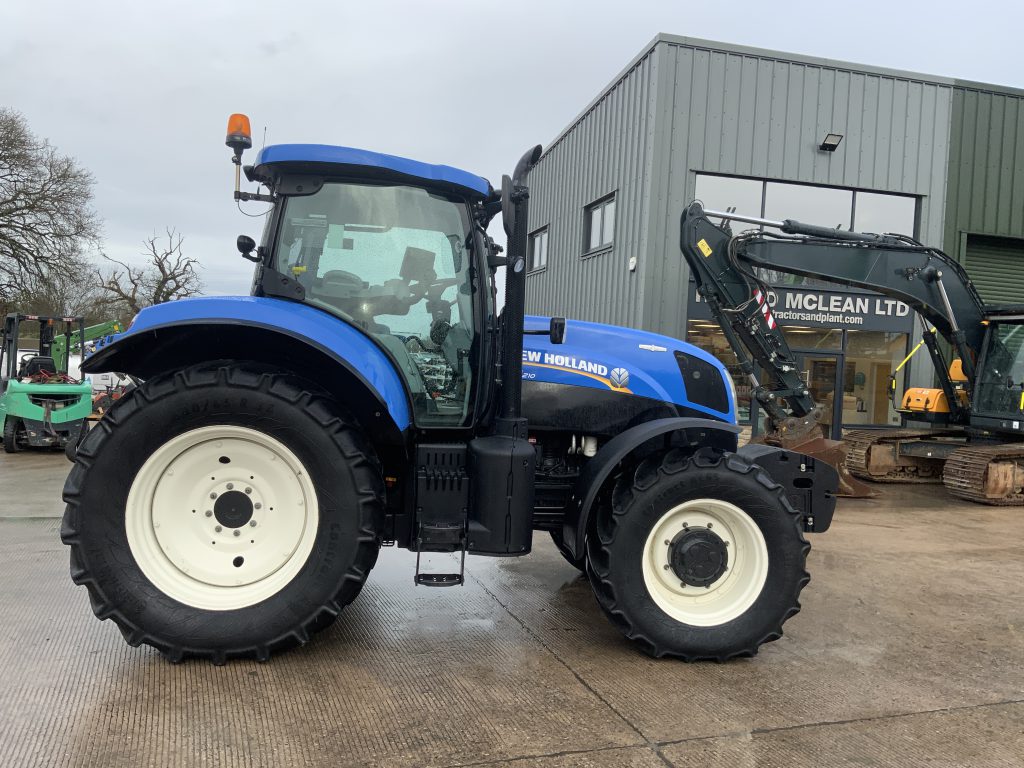 New Holland T7.210 Auto Command Tractor (ST25411)