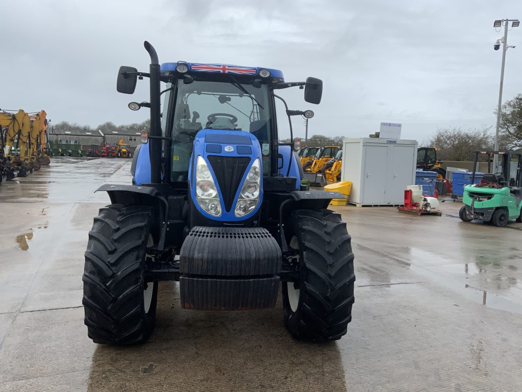 New Holland T7.210 Auto Command Tractor (ST25411)