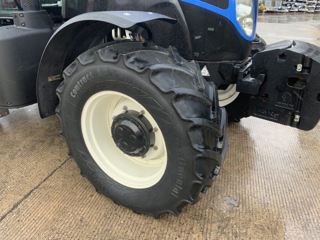 New Holland T7.210 Auto Command Tractor (ST25411)