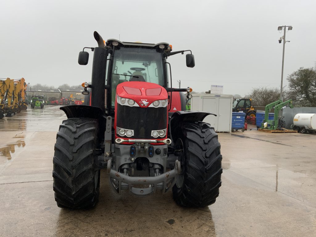 Massey Ferguson 8737 Dyna VT Tractor (ST25454)
