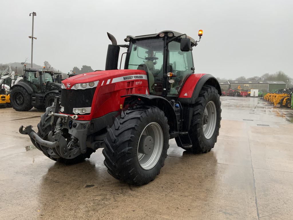 Massey Ferguson 8737 Dyna VT Tractor (ST25454)