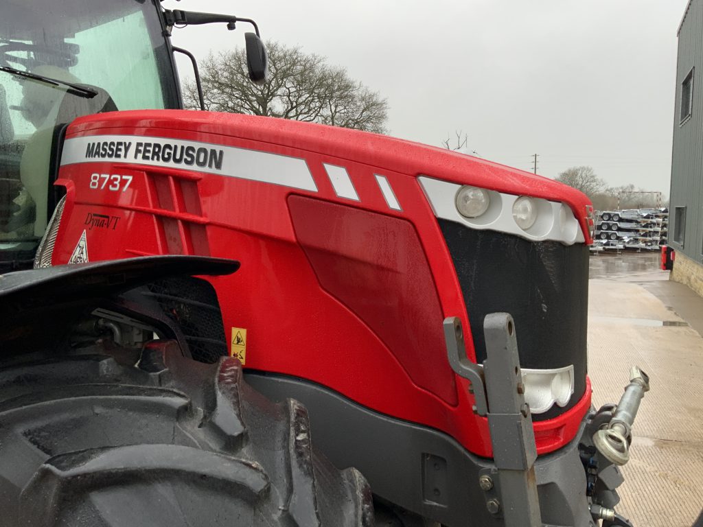 Massey Ferguson 8737 Dyna VT Tractor (ST25454)