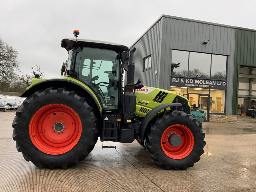 Claas Arion 650 Tractor (ST25369)