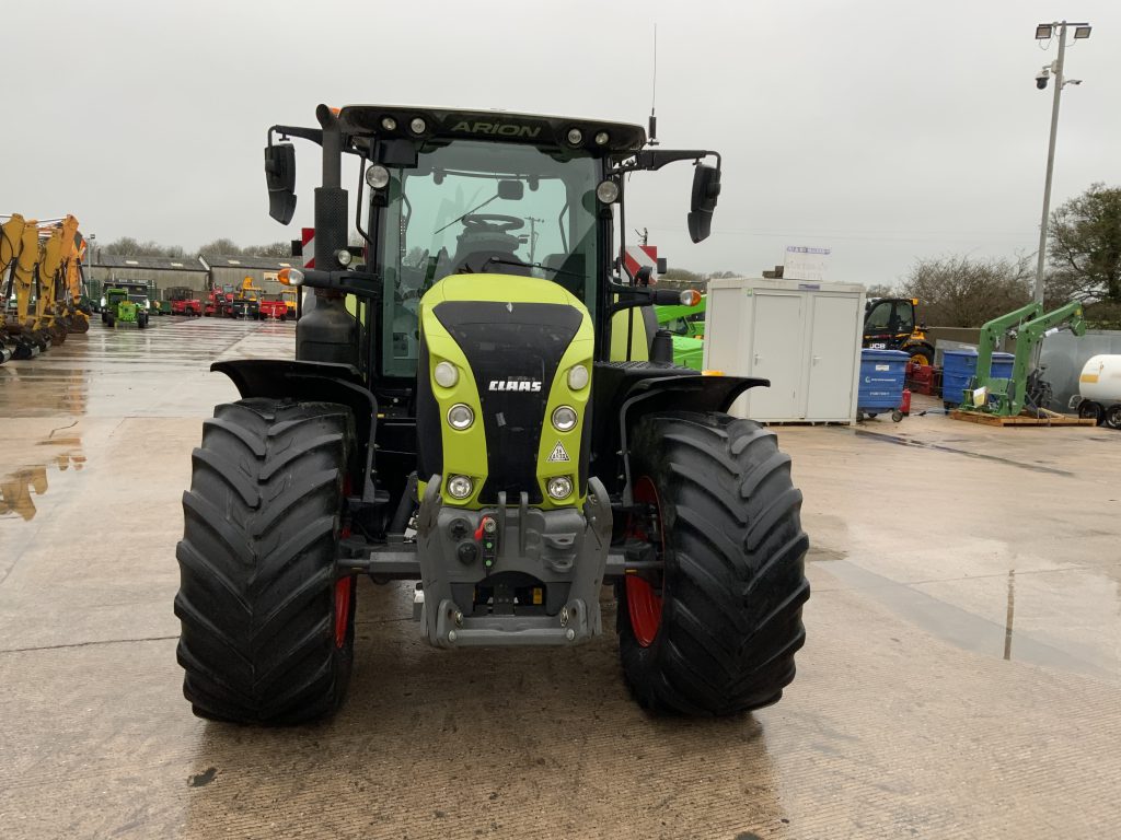 Claas Arion 650 Tractor (ST25369)