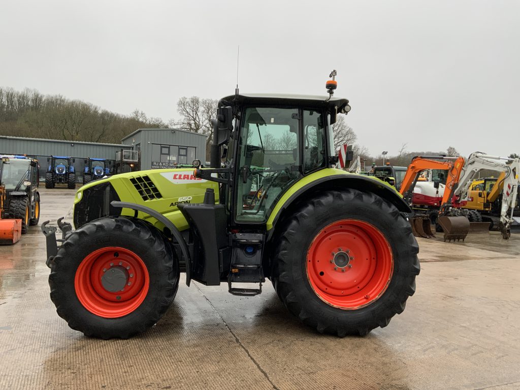 Claas Arion 650 Tractor (ST25369)